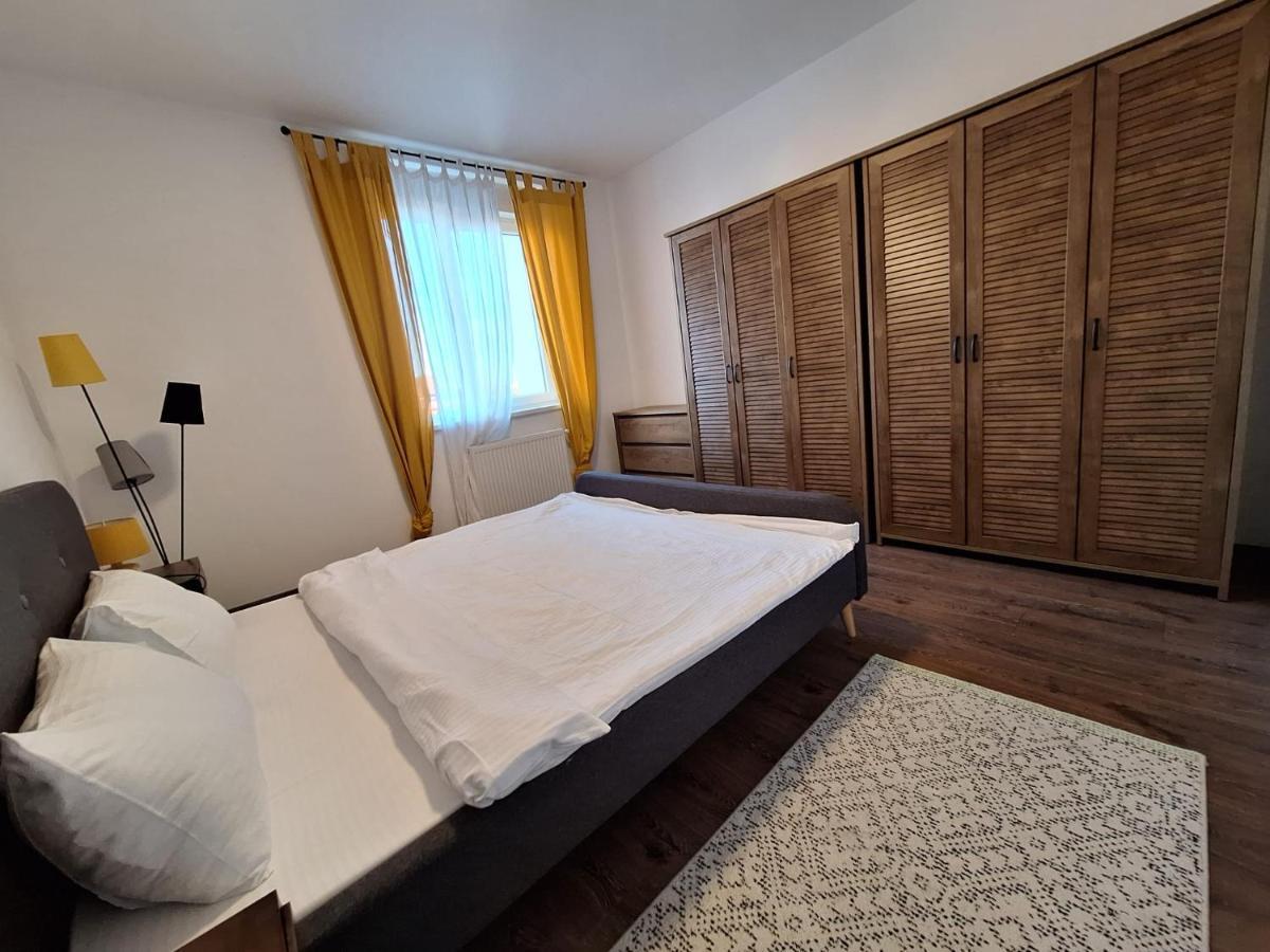 Mirvana Apartments Metheor Executive Suite Timisoara Exterior foto