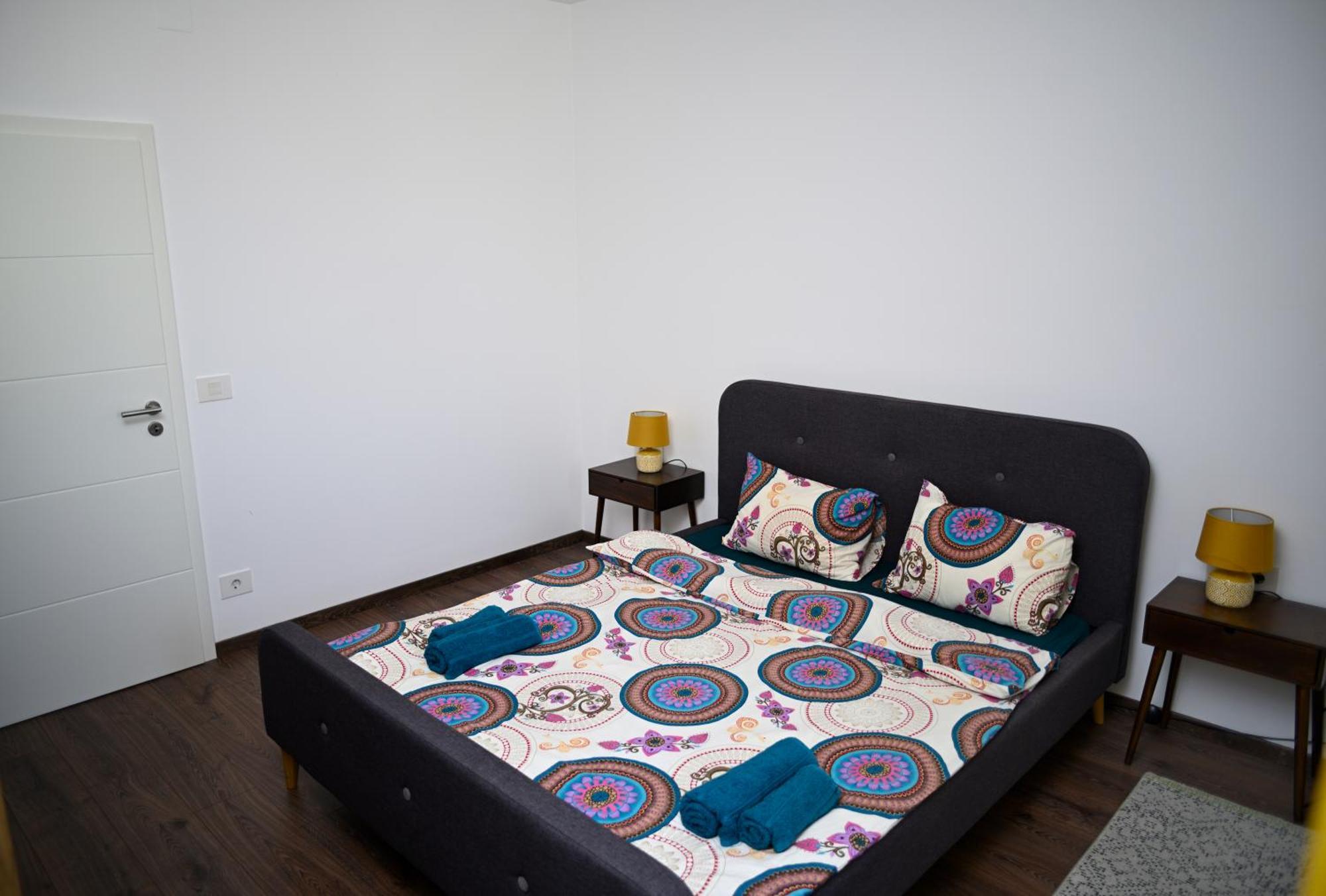 Mirvana Apartments Metheor Executive Suite Timisoara Exterior foto